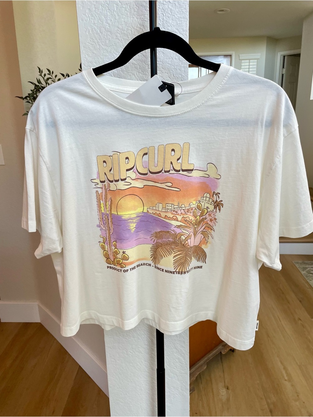 NWT Rip Curl La Paloma Crop Graphic Tee - Bone White Medium